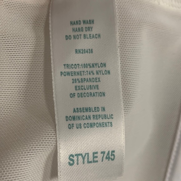 𝅺VINTAGE Carnival full figure bra size 44 D- good condition - Picture 9 of 14